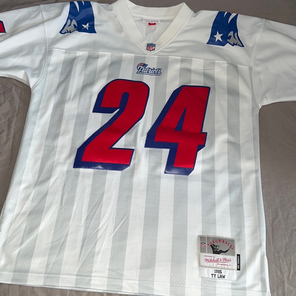 Mitchell & Ness New England Patriots Throwback Ty Law Jersey
